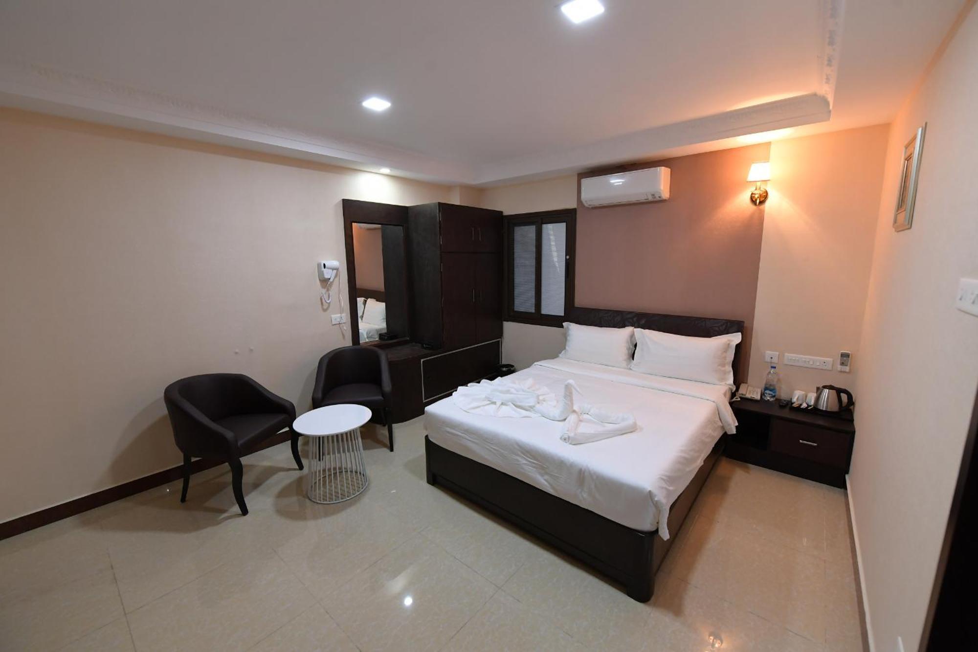 Coastal Grand Hotel Sampath Tiruchirappalli Exteriér fotografie