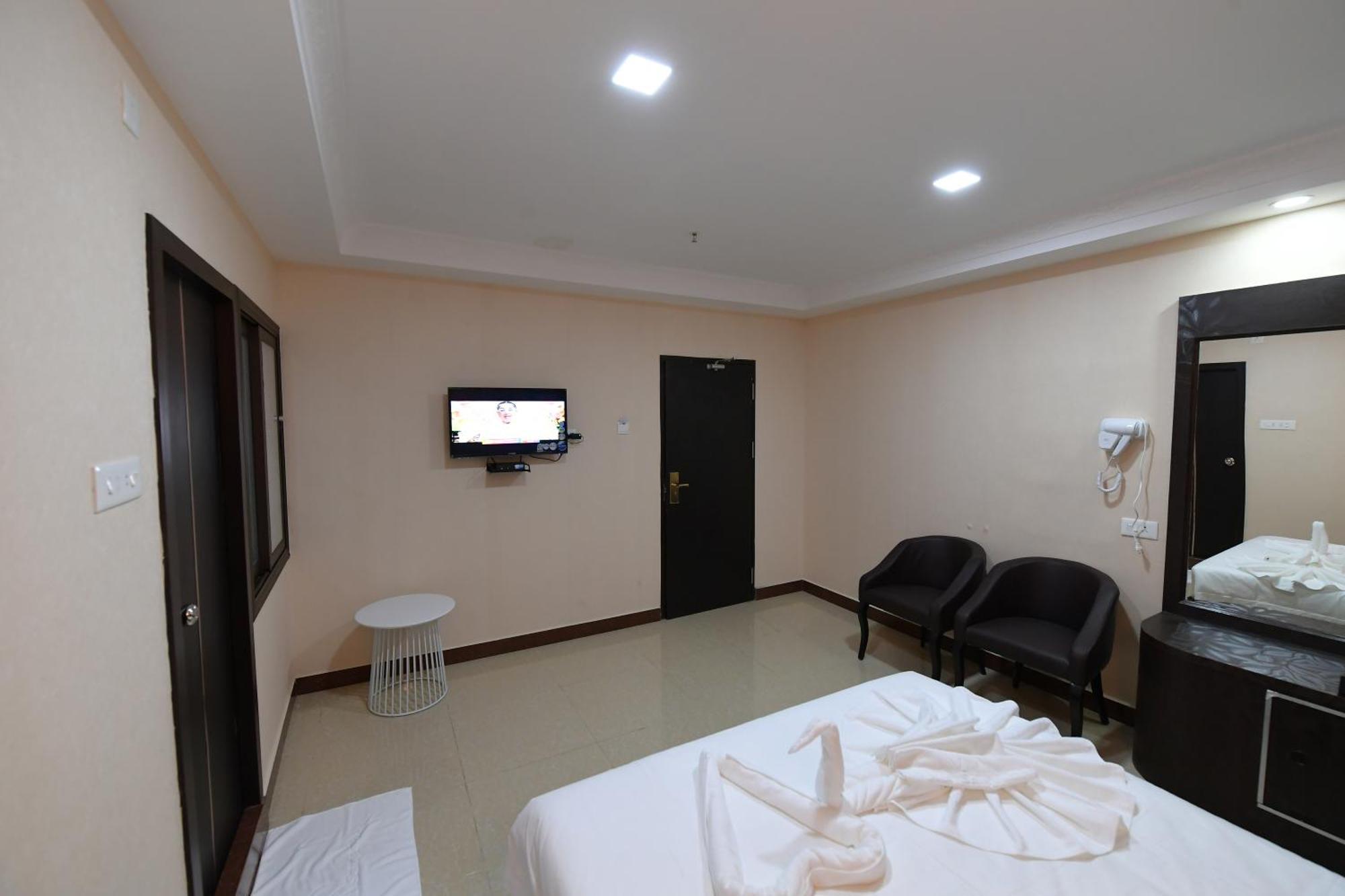 Coastal Grand Hotel Sampath Tiruchirappalli Exteriér fotografie