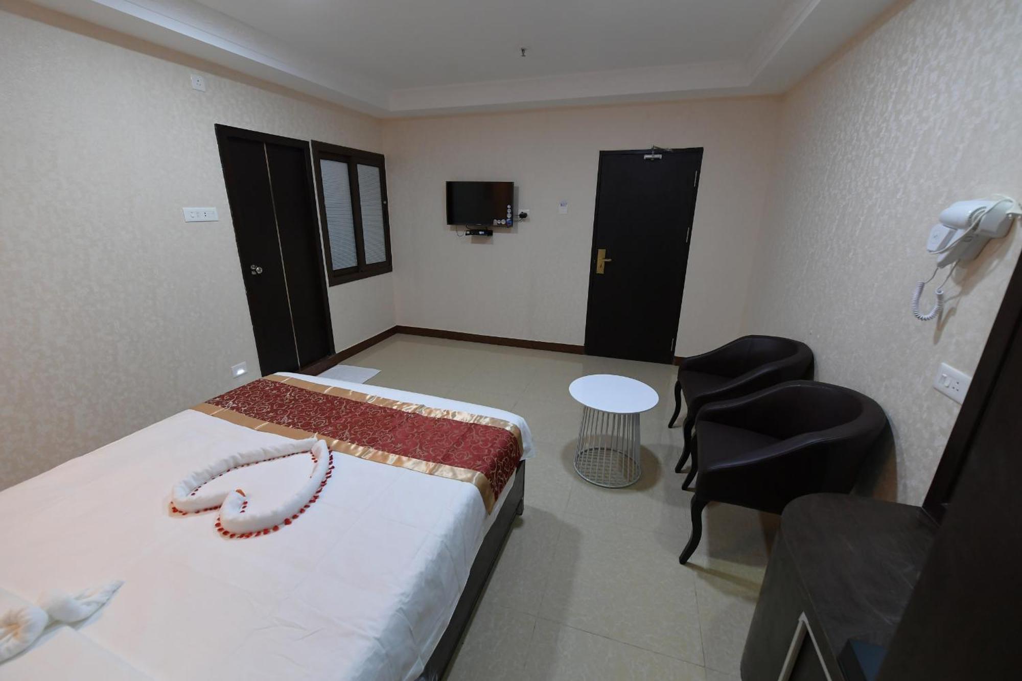 Coastal Grand Hotel Sampath Tiruchirappalli Exteriér fotografie